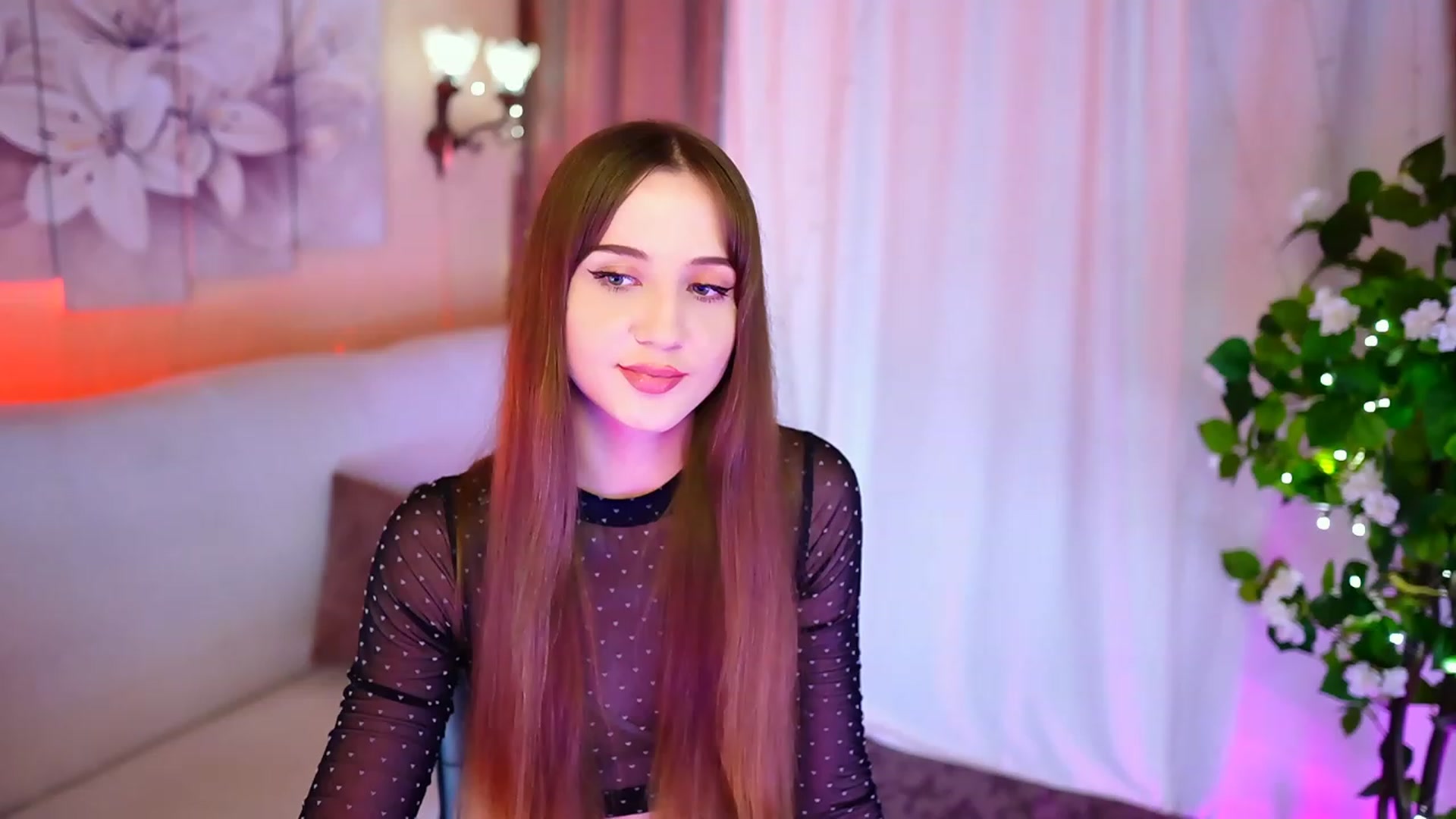 Gallery image thumbnail from Innocent_Soul's myfreecams stream on, 10/09/2023, 18:23 image 15 of 20