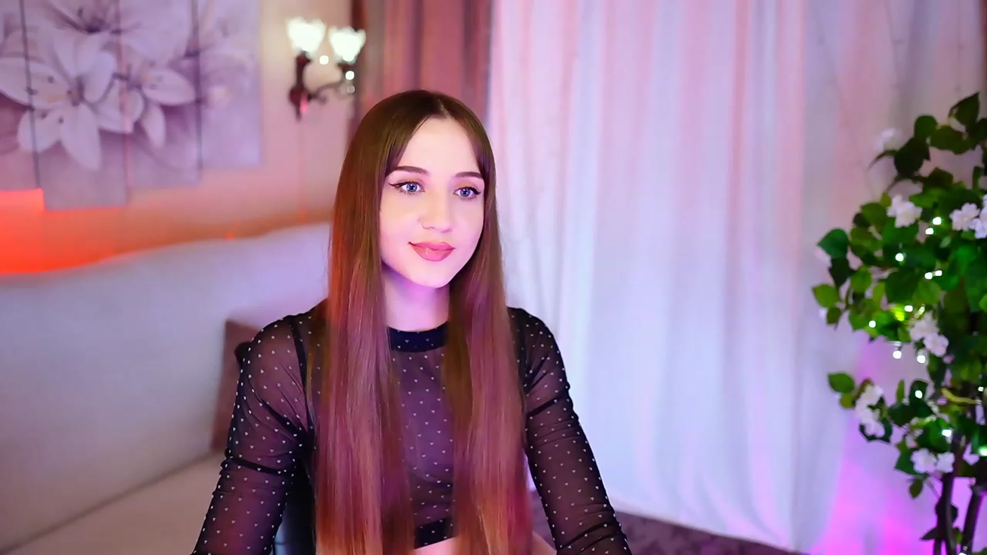 Gallery image thumbnail from Innocent_Soul's myfreecams stream on, 10/09/2023, 18:23 image 6 of 20