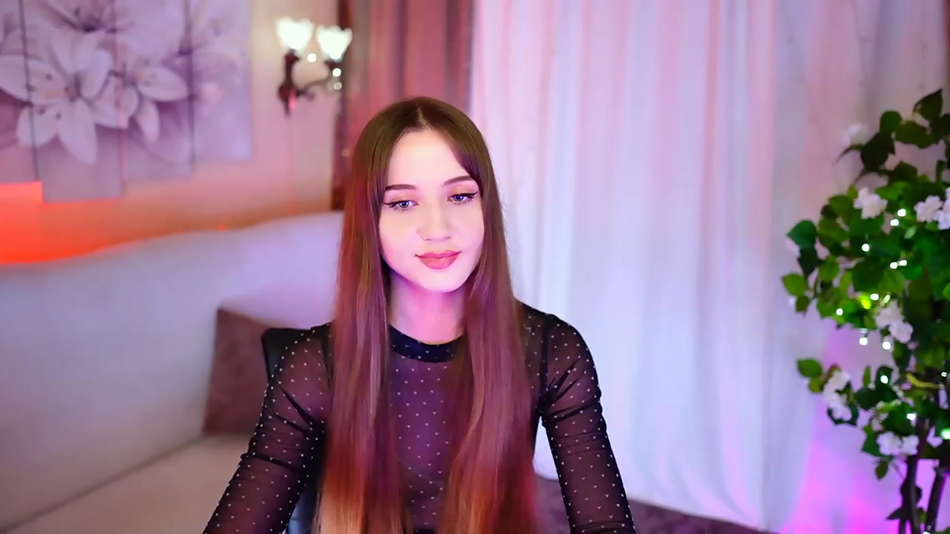 Gallery image thumbnail from Innocent_Soul's myfreecams stream on, 10/09/2023, 20:32 image 12 of 20