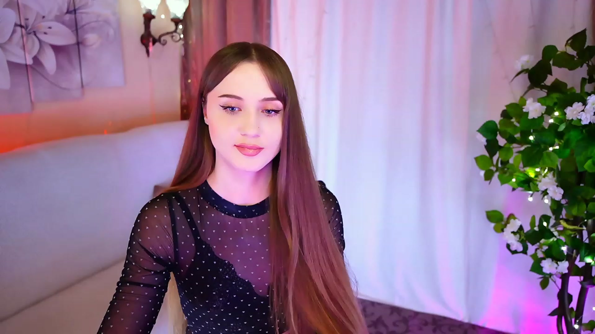 Gallery image thumbnail from Innocent_Soul's myfreecams stream on, 10/11/2023, 18:18 image 4 of 20