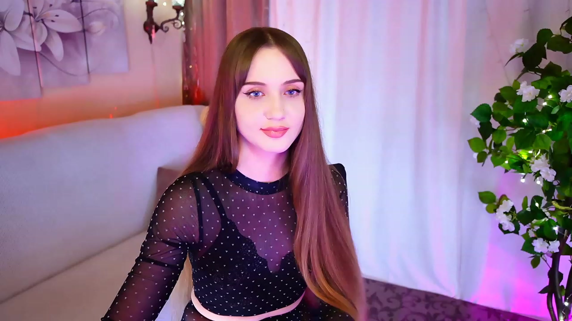 Gallery image thumbnail from Innocent_Soul's myfreecams stream on, 10/11/2023, 21:02 image 14 of 20