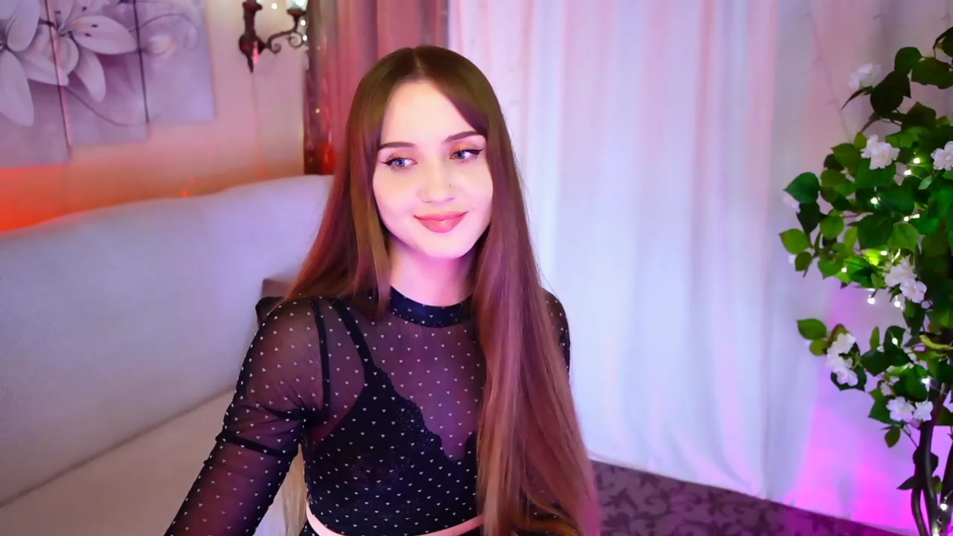 Gallery image thumbnail from Innocent_Soul's myfreecams stream on, 10/11/2023, 21:02 image 16 of 20