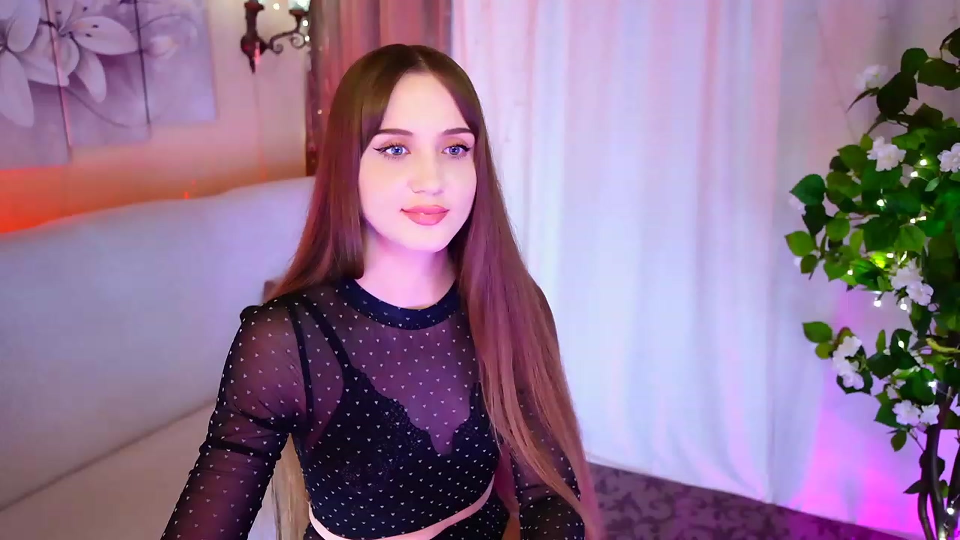 Gallery image thumbnail from Innocent_Soul's myfreecams stream on, 10/11/2023, 21:02 image 6 of 20