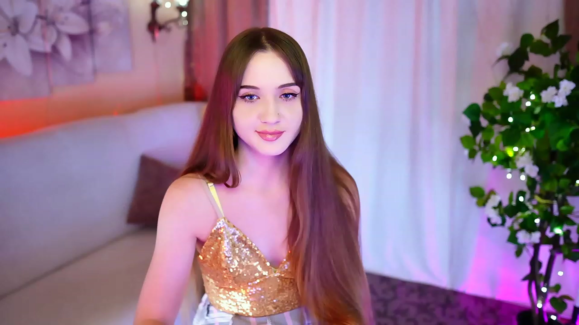 Gallery image thumbnail from Innocent_Soul's myfreecams stream on, 10/13/2023, 15:45 image 6 of 20