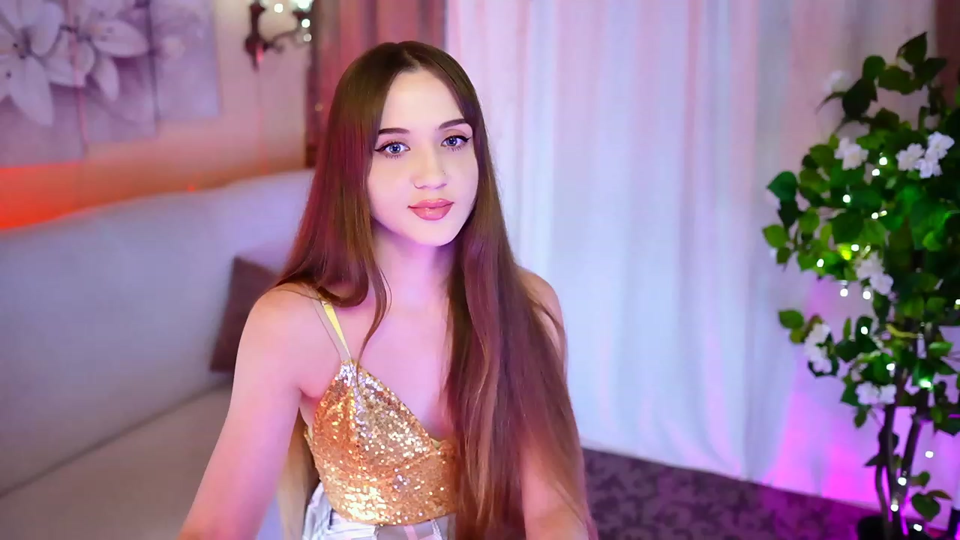 Gallery image thumbnail from Innocent_Soul's myfreecams stream on, 10/13/2023, 16:37 image 1 of 20