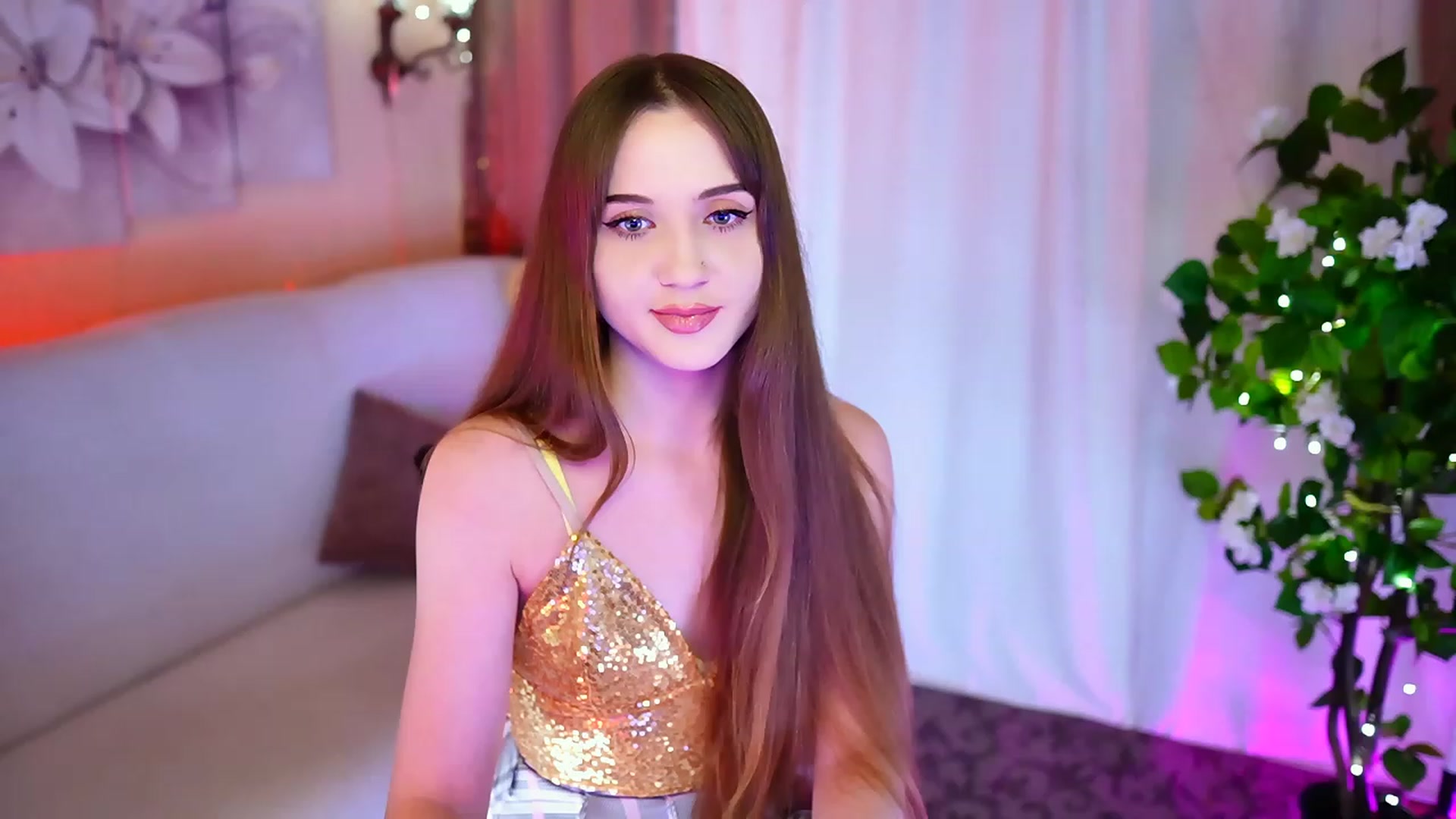 Gallery image thumbnail from Innocent_Soul's myfreecams stream on, 10/13/2023, 16:37 image 5 of 20