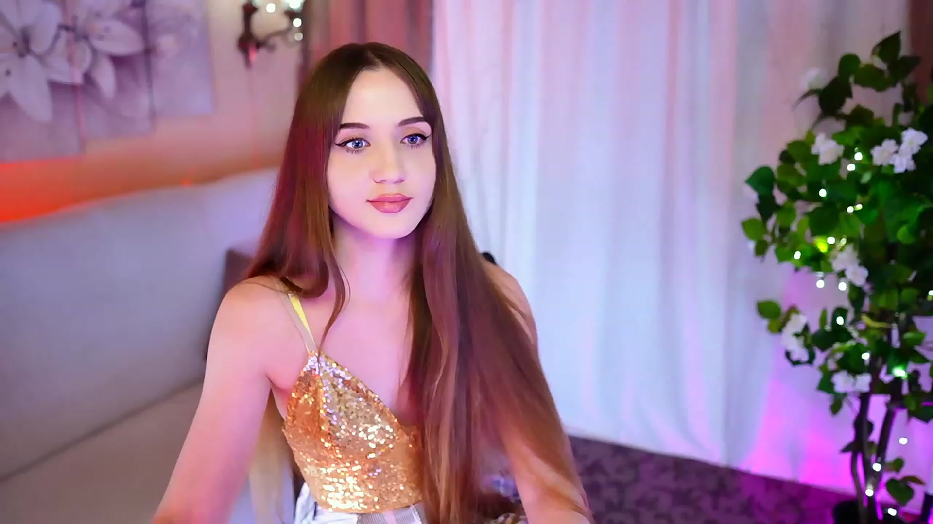 Gallery image thumbnail from Innocent_Soul's myfreecams stream on, 10/13/2023, 16:37 image 4 of 20