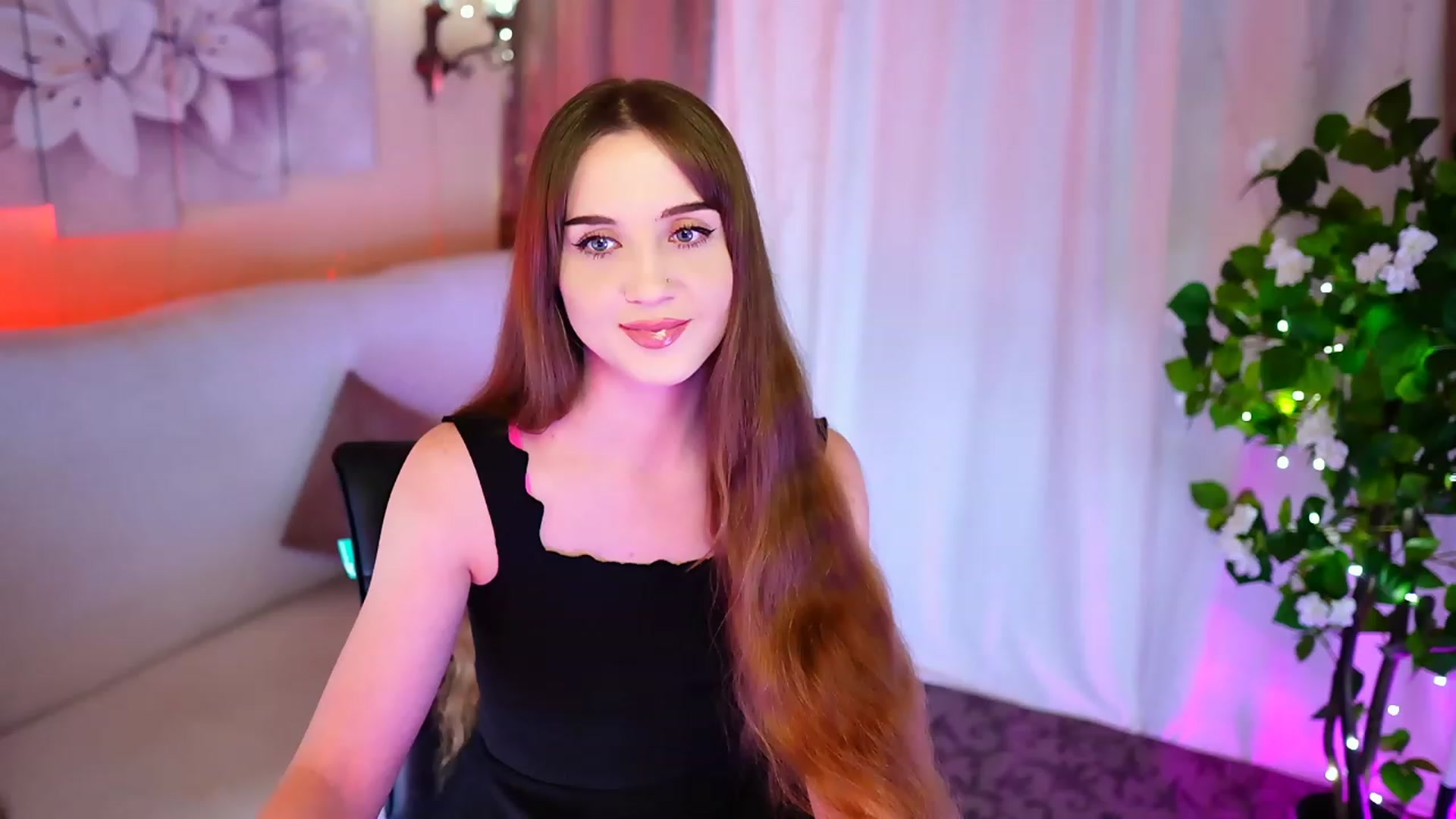 Gallery image thumbnail from Innocent_Soul's myfreecams stream on, 10/27/2023, 15:54 image 1 of 20
