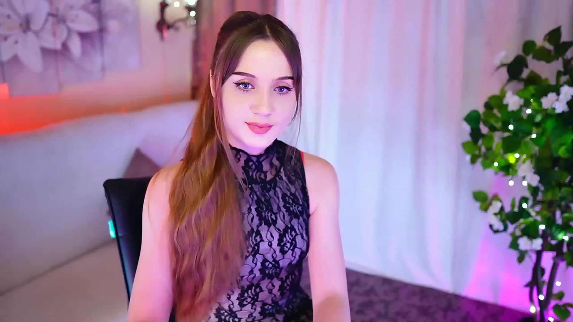 Gallery image thumbnail from Innocent_Soul's myfreecams stream on, 10/29/2023, 18:33 image 15 of 20