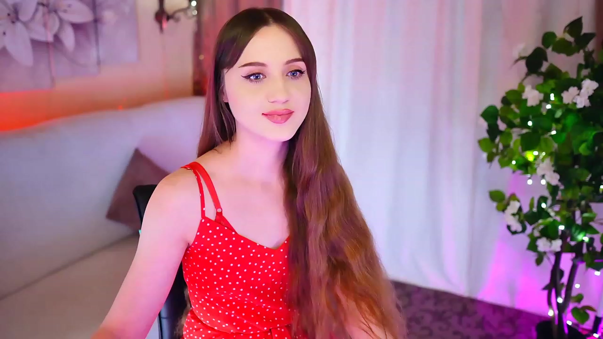 Gallery image thumbnail from Innocent_Soul's myfreecams stream on, 10/30/2023, 16:45 image 1 of 20