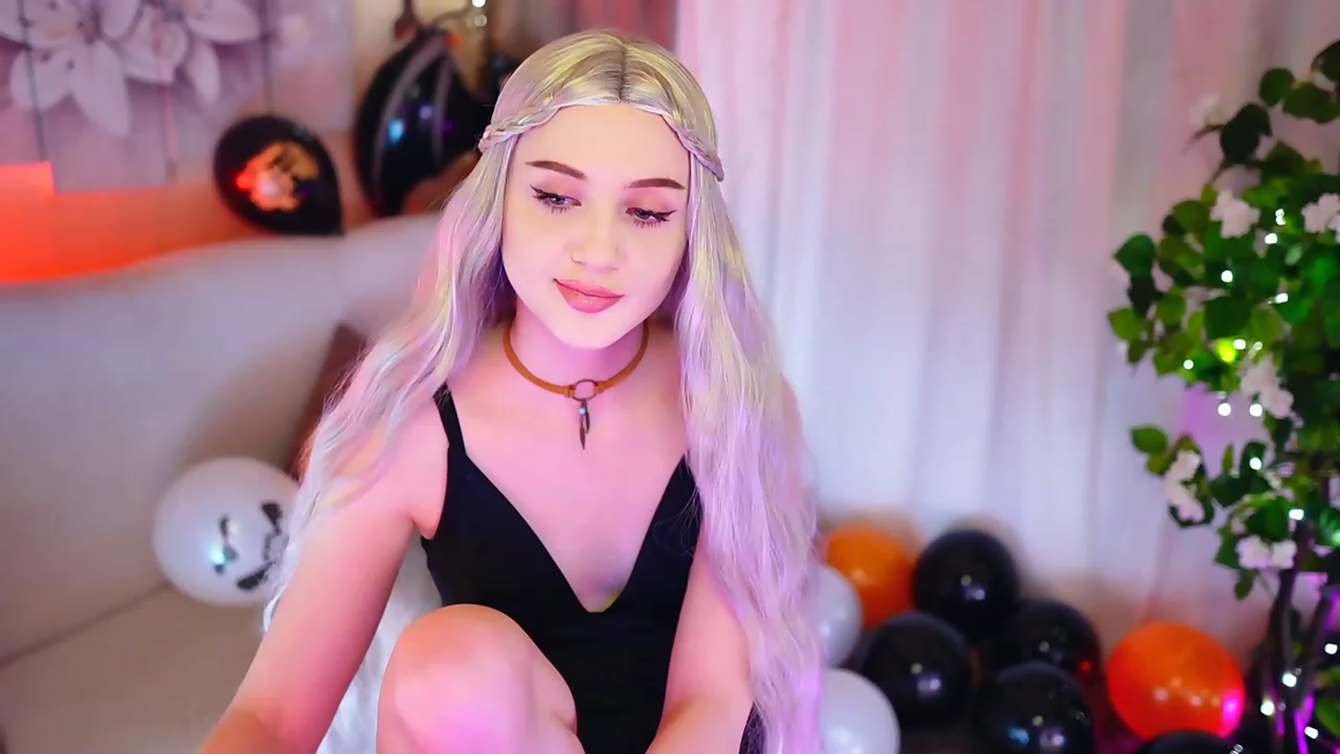 Gallery image thumbnail from Innocent_Soul's myfreecams stream on, 10/31/2023, 17:05 image 4 of 20