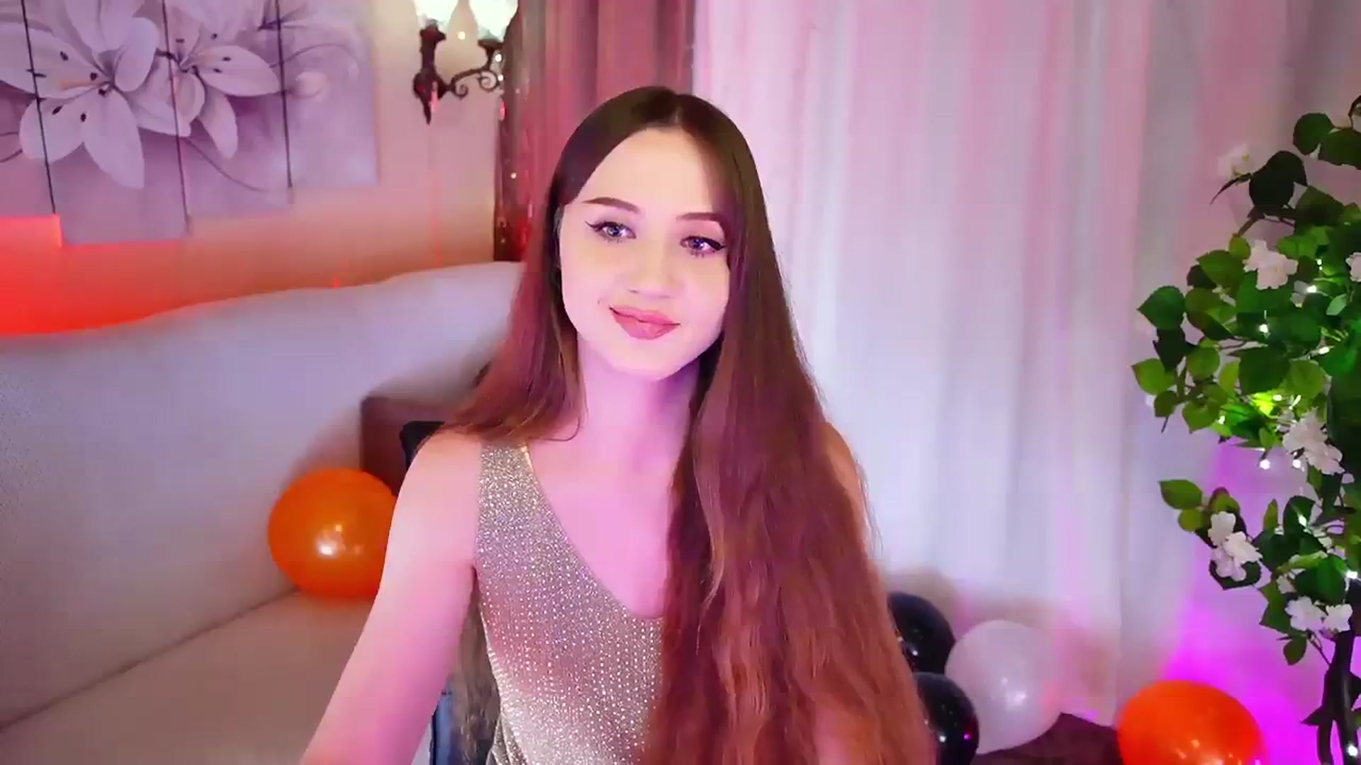 Gallery image thumbnail from Innocent_Soul's myfreecams stream on, 11/05/2023, 16:17 image 13 of 20