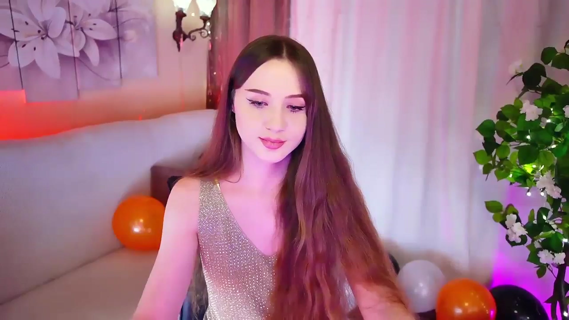 Gallery image thumbnail from Innocent_Soul's myfreecams stream on, 11/05/2023, 16:17 image 3 of 20