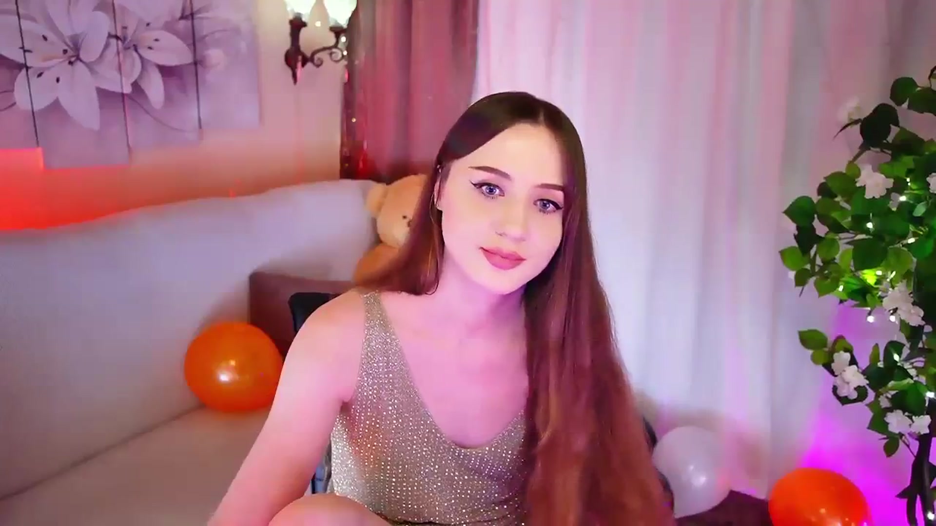 Gallery image thumbnail from Innocent_Soul's myfreecams stream on, 11/05/2023, 17:34 image 5 of 20
