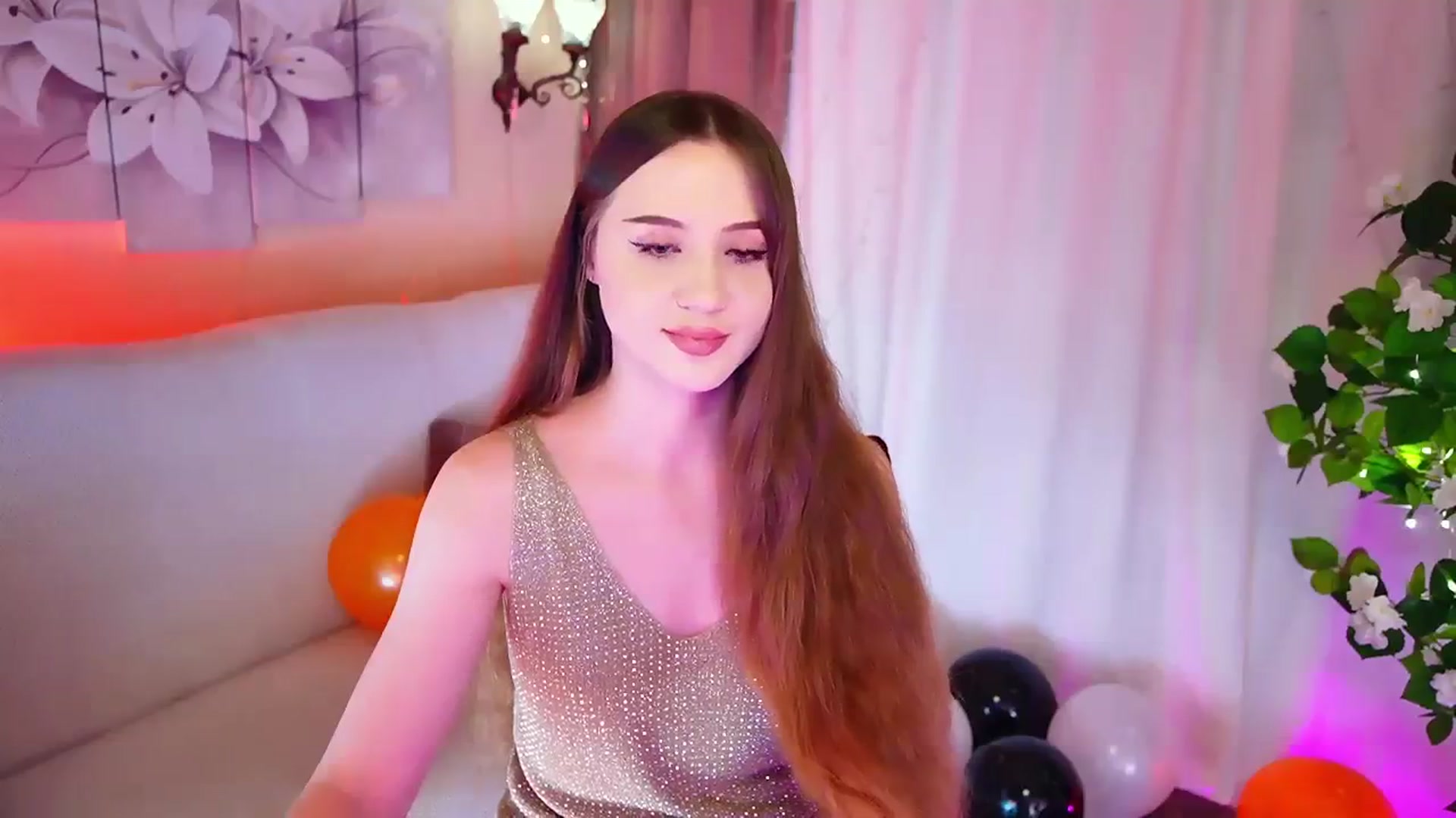 Gallery image thumbnail from Innocent_Soul's myfreecams stream on, 11/05/2023, 17:34 image 19 of 20