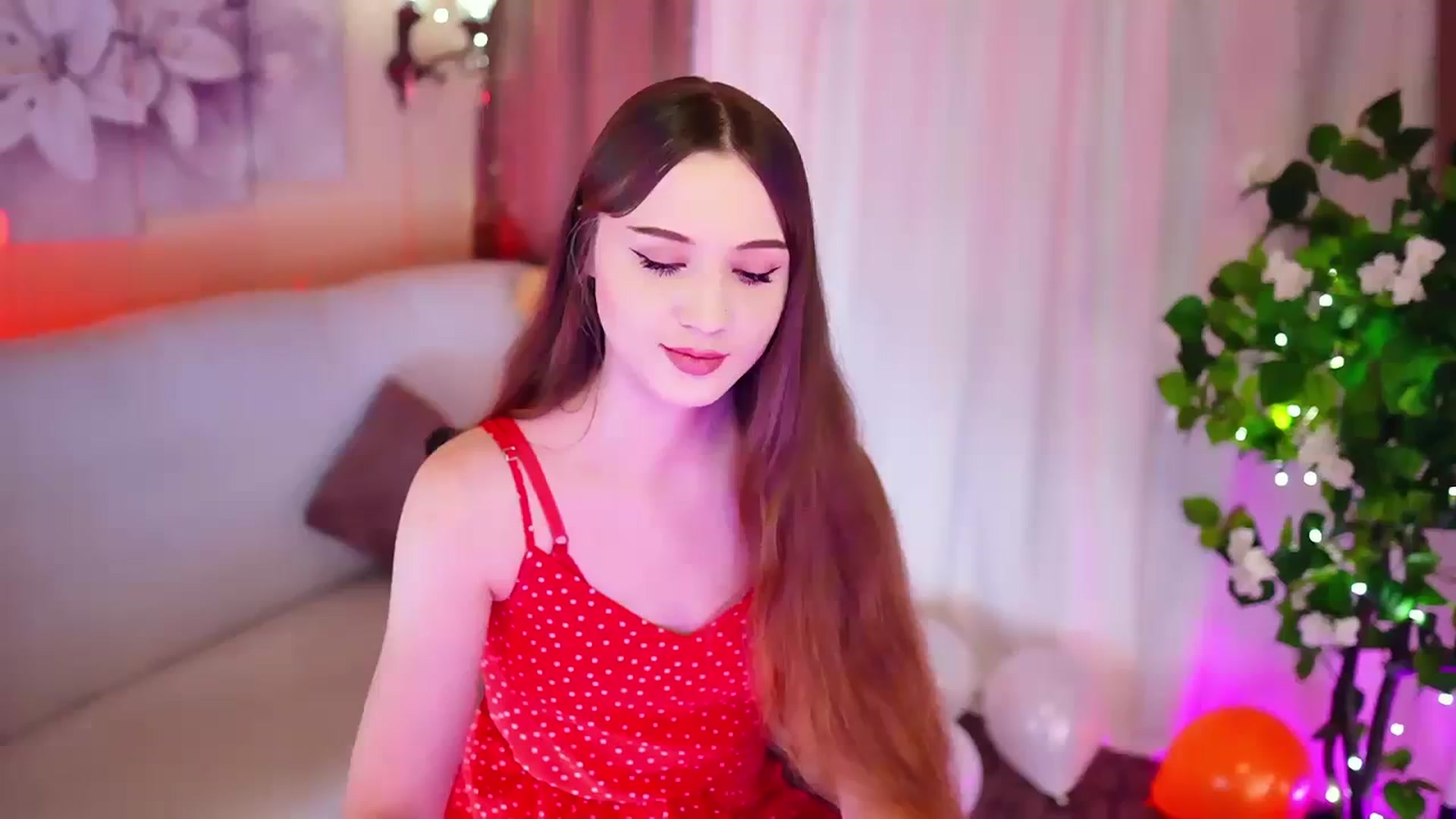Gallery image thumbnail from Innocent_Soul's myfreecams stream on, 11/06/2023, 15:59 image 8 of 20