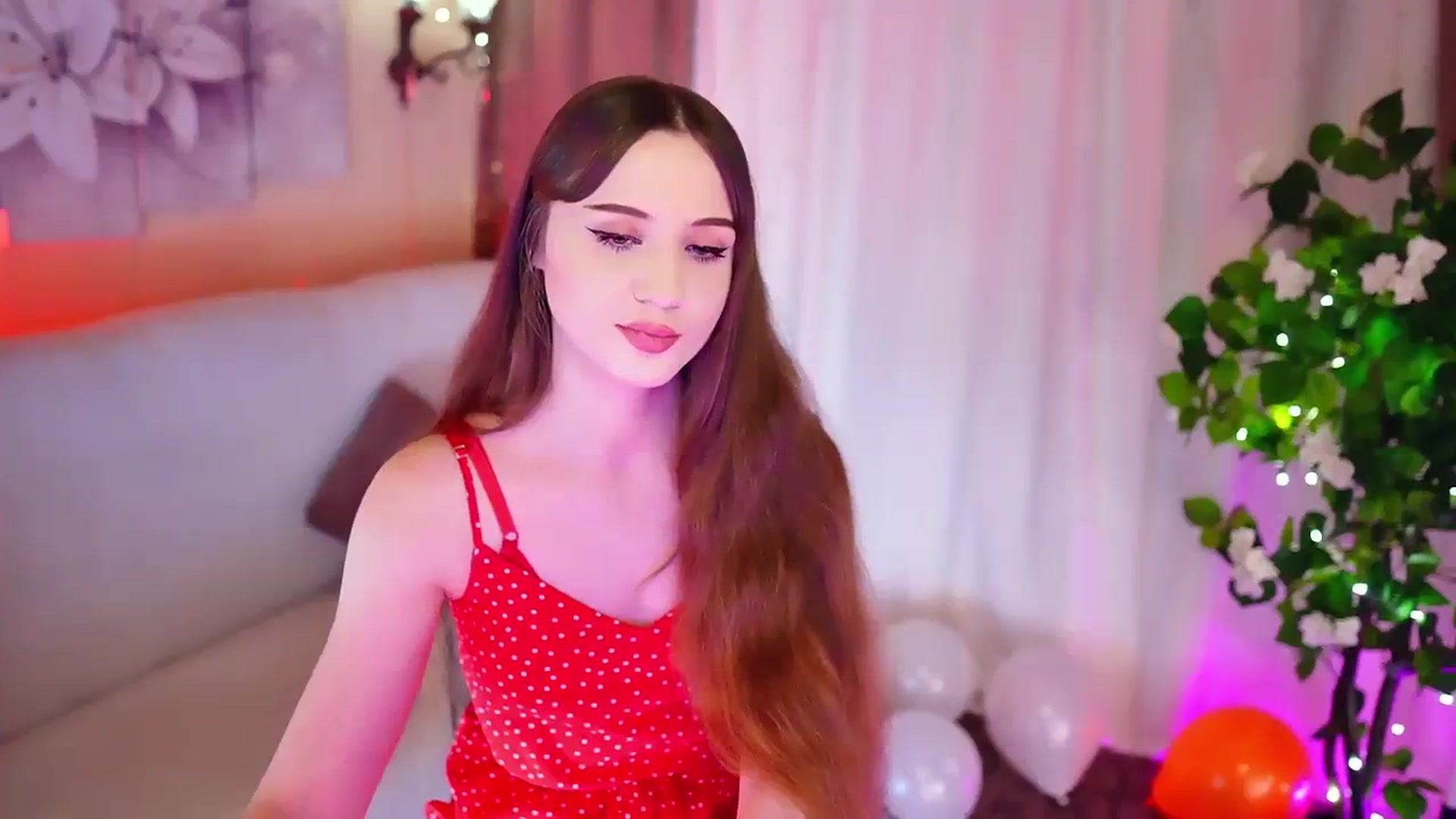 Gallery image thumbnail from Innocent_Soul's myfreecams stream on, 11/06/2023, 16:46 image 2 of 20