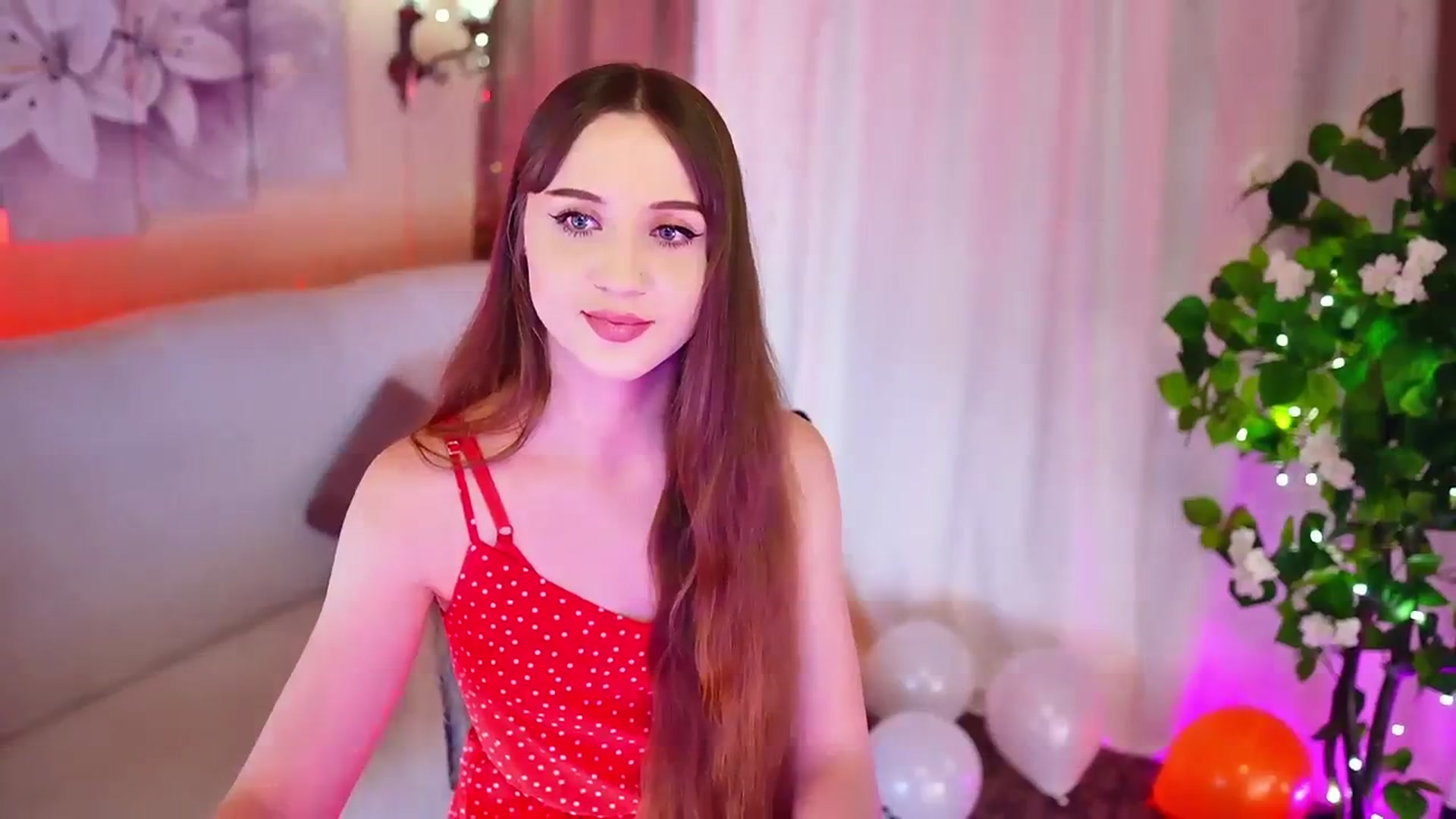 Gallery image thumbnail from Innocent_Soul's myfreecams stream on, 11/06/2023, 16:46 image 7 of 20