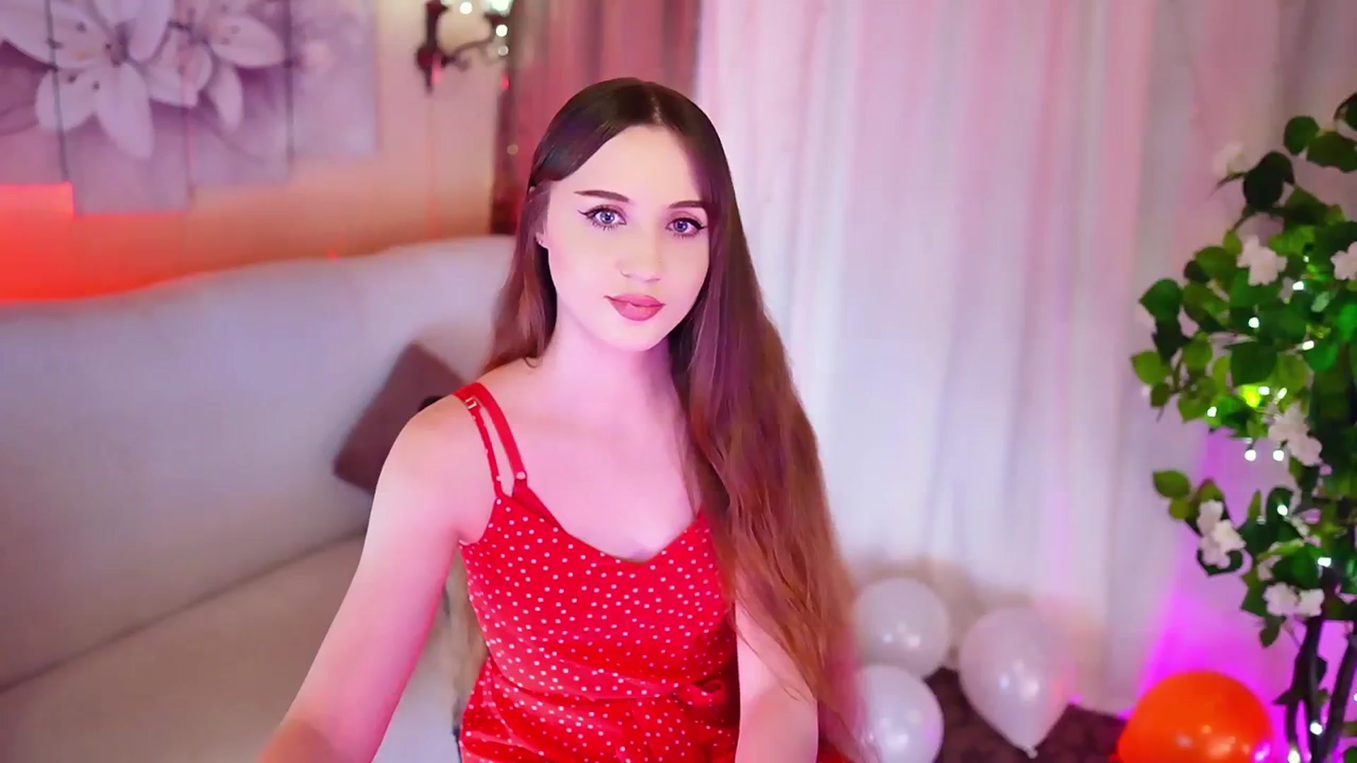 Gallery image thumbnail from Innocent_Soul's myfreecams stream on, 11/06/2023, 17:52 image 13 of 20