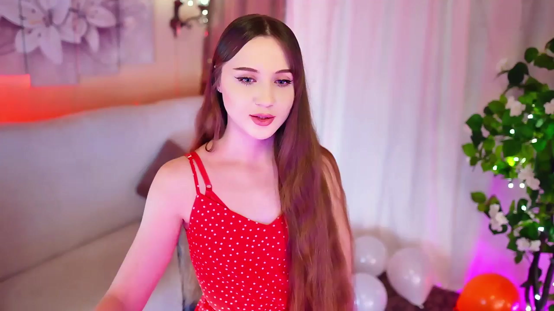 Gallery image thumbnail from Innocent_Soul's myfreecams stream on, 11/06/2023, 19:07 image 5 of 20