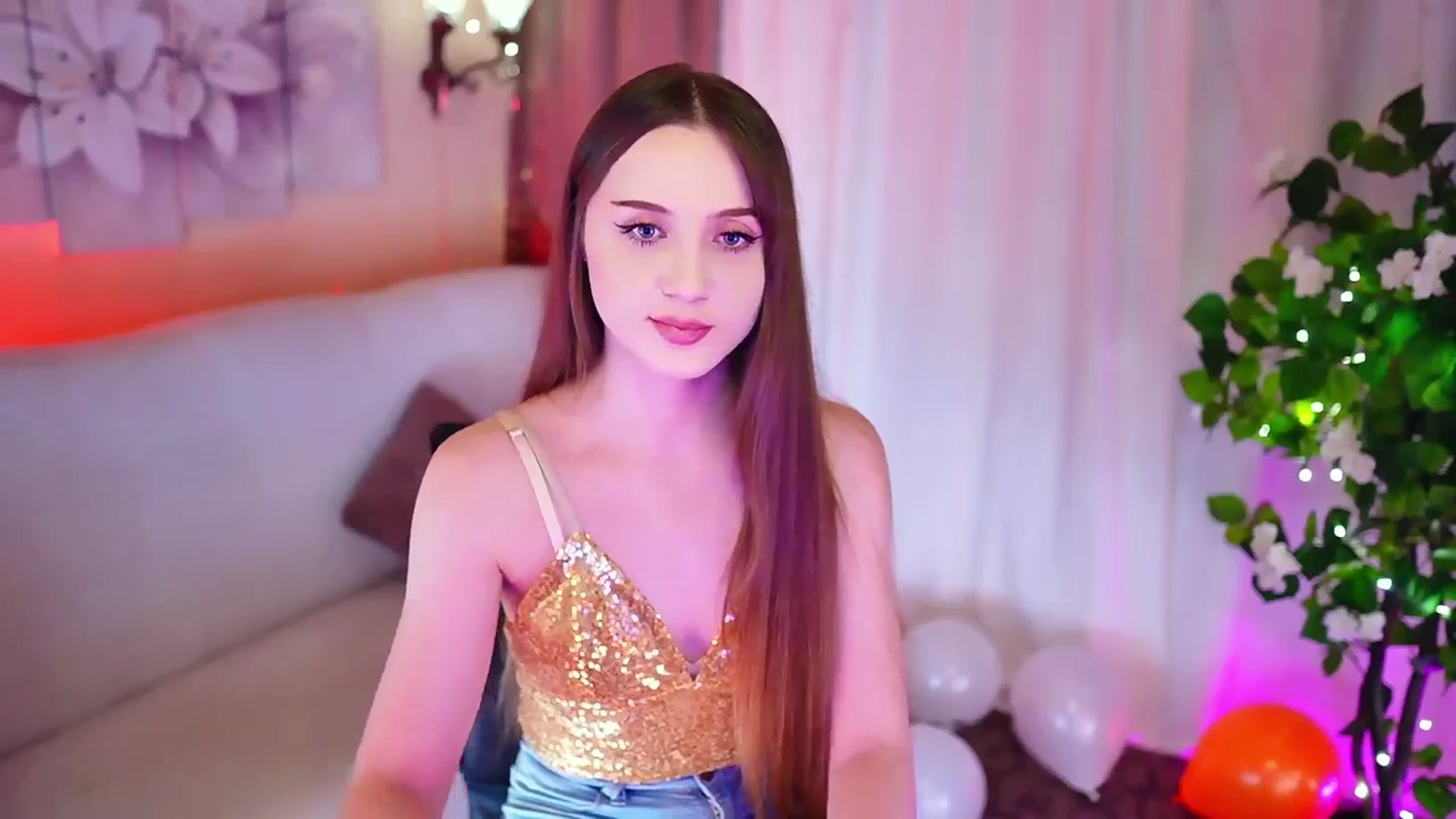 Gallery image thumbnail from Innocent_Soul's myfreecams stream on, 11/07/2023, 11:43 image 8 of 20