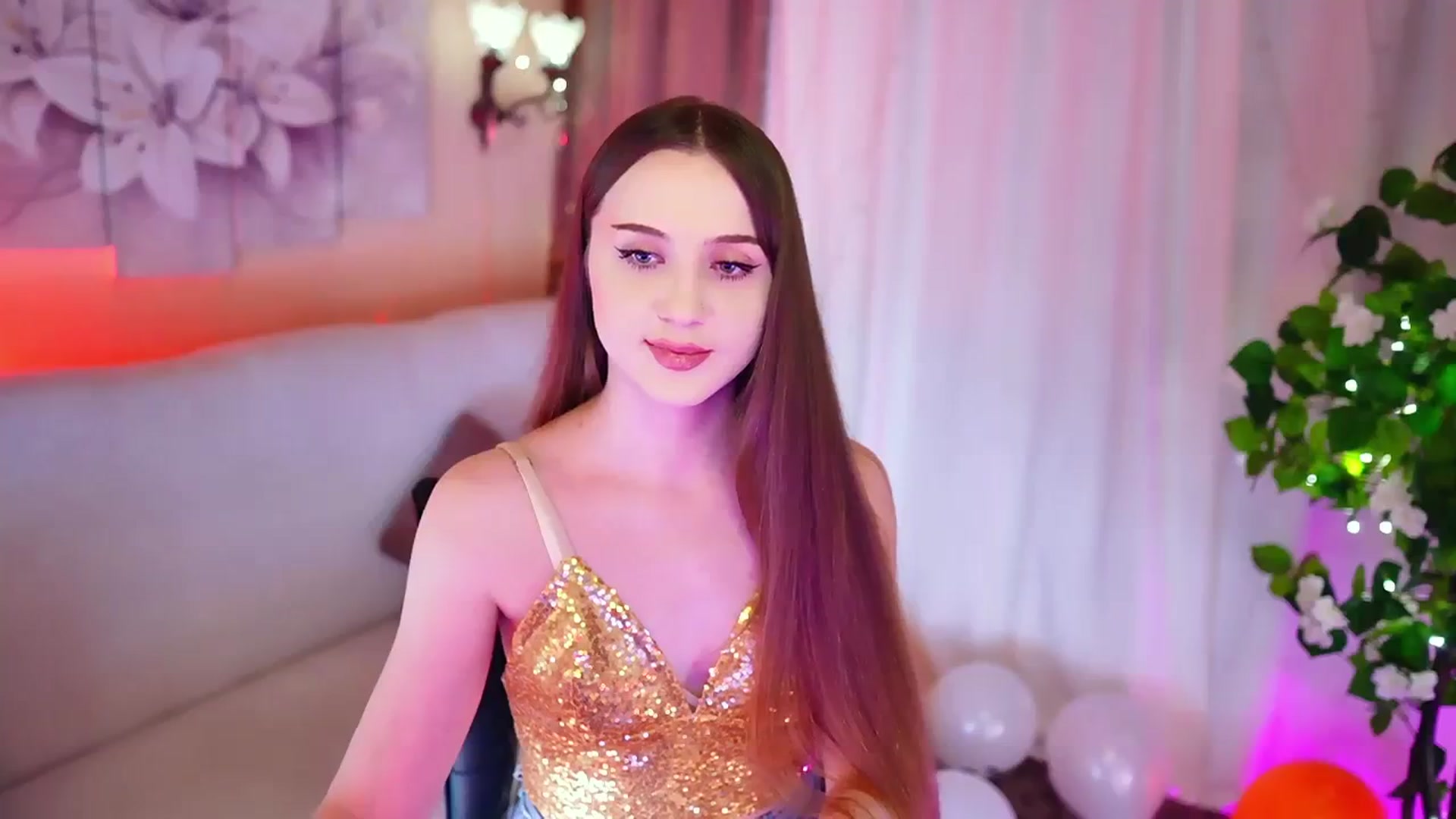 Gallery image thumbnail from Innocent_Soul's myfreecams stream on, 11/07/2023, 14:33 image 3 of 20