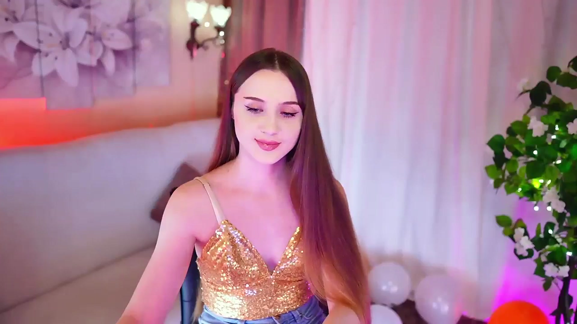 Gallery image thumbnail from Innocent_Soul's myfreecams stream on, 11/07/2023, 14:33 image 2 of 20
