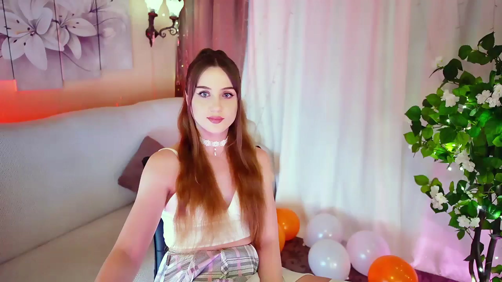 Gallery image thumbnail from Innocent_Soul's myfreecams stream on, 11/08/2023, 18:29 image 3 of 20