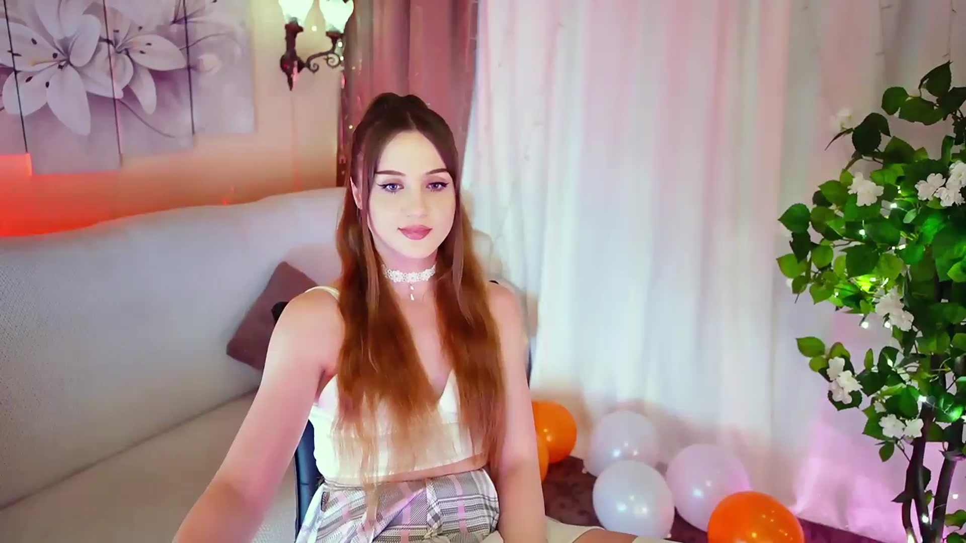 Gallery image thumbnail from Innocent_Soul's myfreecams stream on, 11/08/2023, 18:29 image 4 of 20