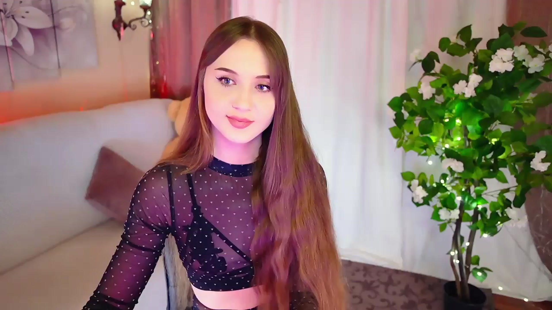Gallery image thumbnail from Innocent_Soul's myfreecams stream on, 11/13/2023, 14:55 image 14 of 20