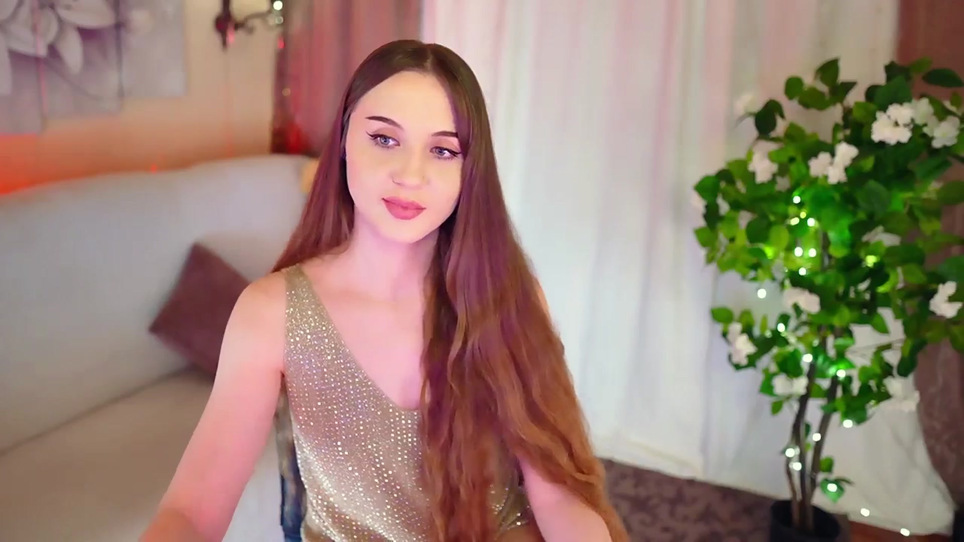 Gallery image thumbnail from Innocent_Soul's myfreecams stream on, 11/16/2023, 17:40 image 16 of 20