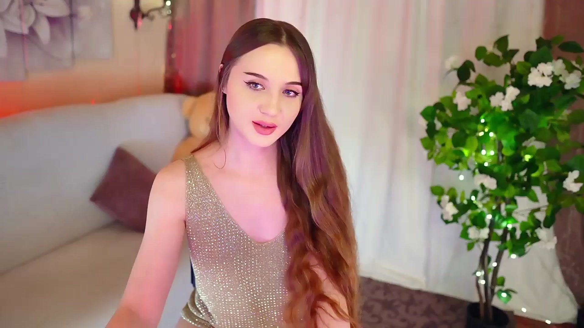 Gallery image thumbnail from Innocent_Soul's myfreecams stream on, 11/16/2023, 17:40 image 7 of 20