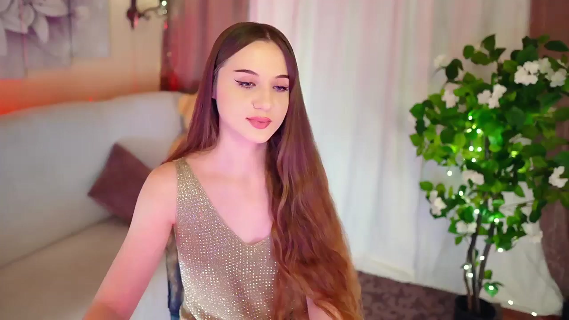 Gallery image thumbnail from Innocent_Soul's myfreecams stream on, 11/16/2023, 17:40 image 14 of 20