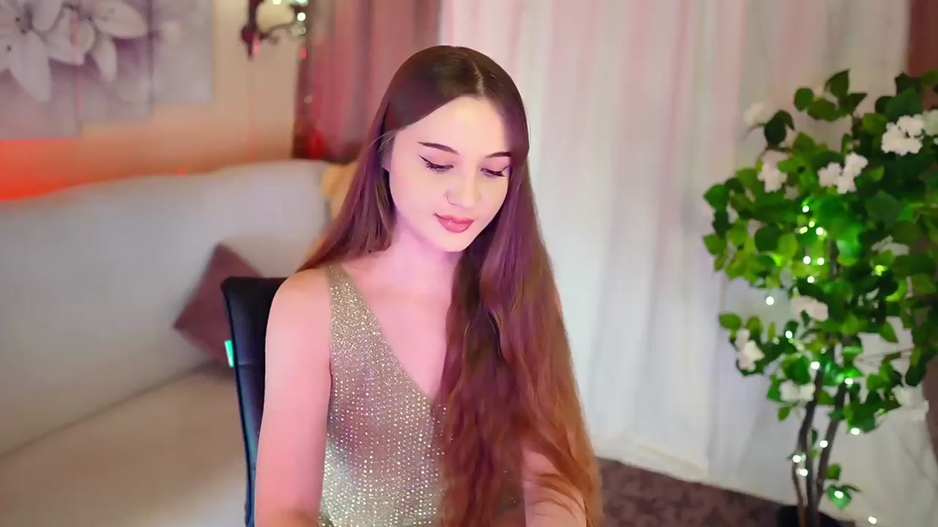 Gallery image thumbnail from Innocent_Soul's myfreecams stream on, 11/16/2023, 19:49 image 4 of 20