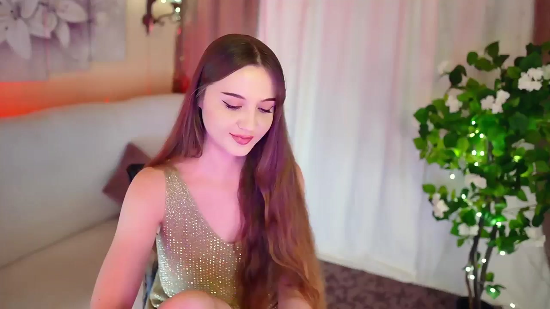Gallery image thumbnail from Innocent_Soul's myfreecams stream on, 11/16/2023, 19:49 image 9 of 20