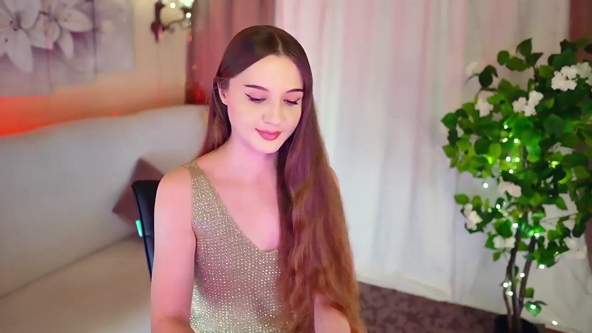 Gallery image thumbnail from Innocent_Soul's myfreecams stream on, 11/16/2023, 21:48 image 20 of 20