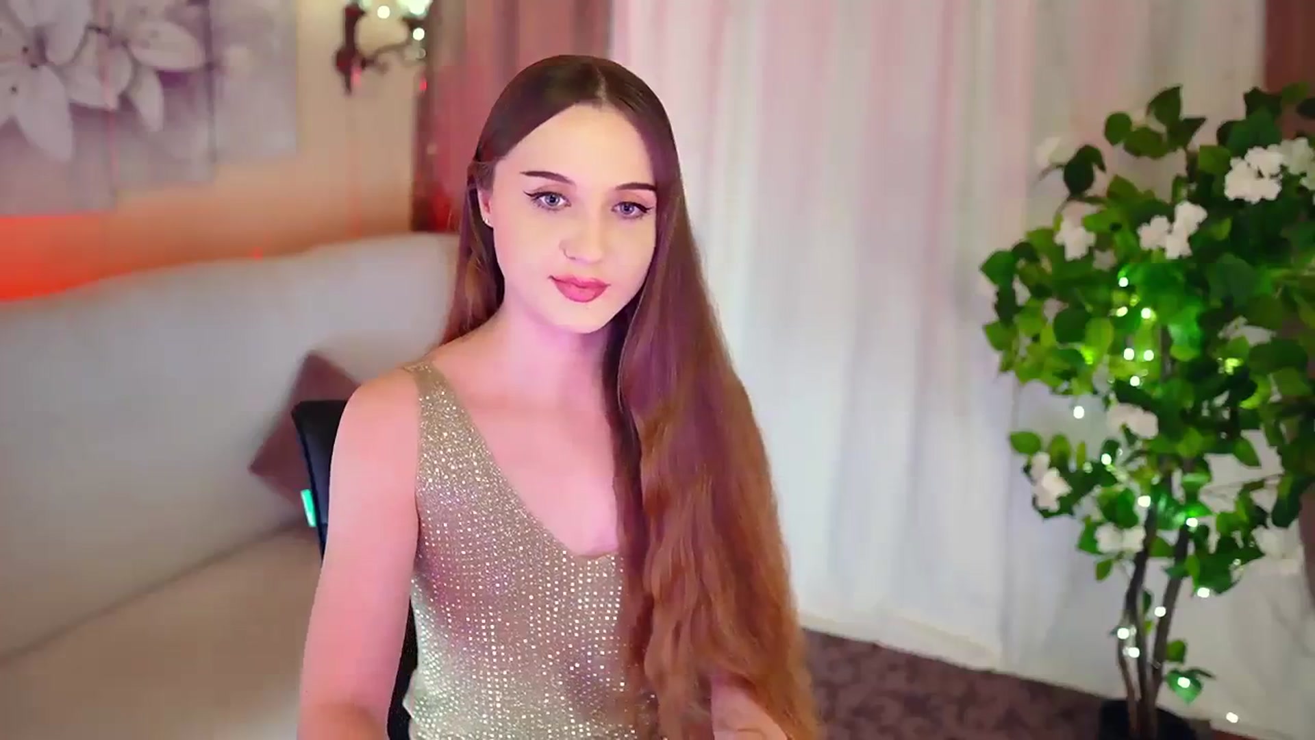 Gallery image thumbnail from Innocent_Soul's myfreecams stream on, 11/16/2023, 21:48 image 15 of 20