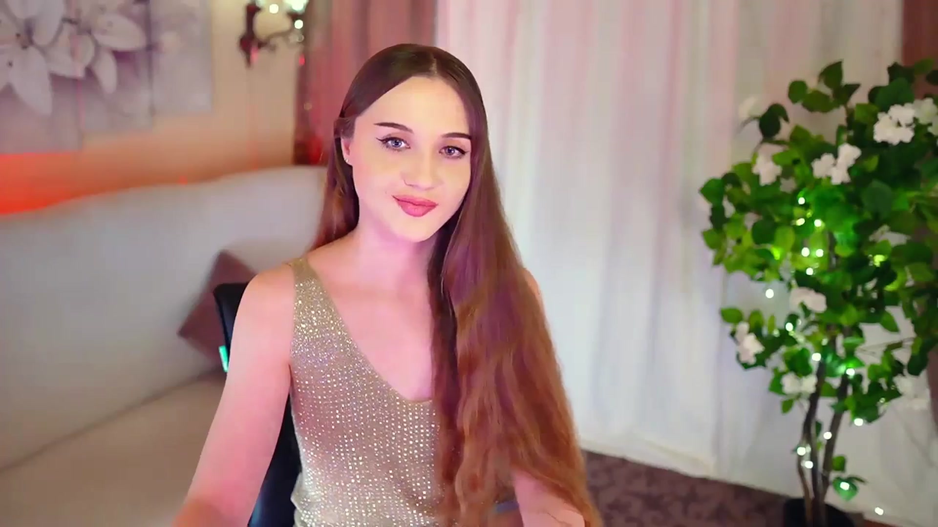 Gallery image thumbnail from Innocent_Soul's myfreecams stream on, 11/16/2023, 21:48 image 17 of 20