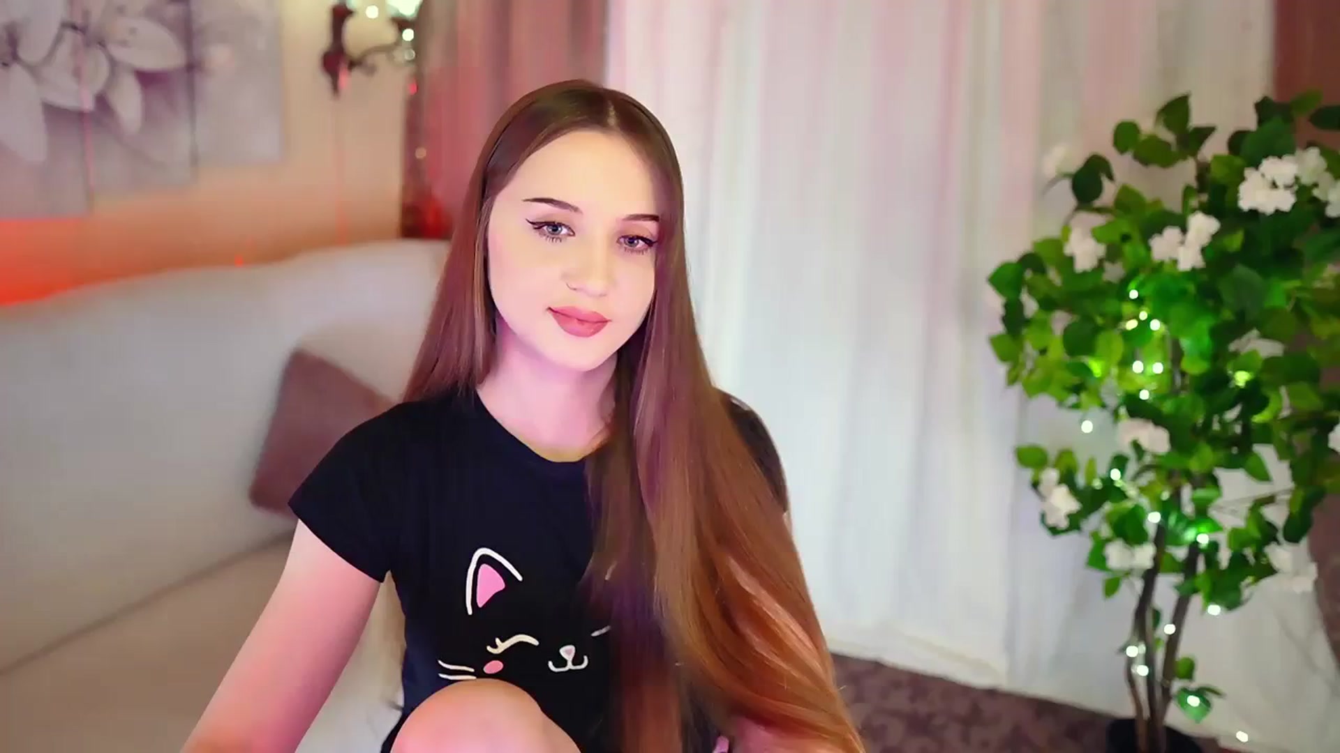 Gallery image thumbnail from Innocent_Soul's myfreecams stream on, 11/18/2023, 17:00 image 18 of 20