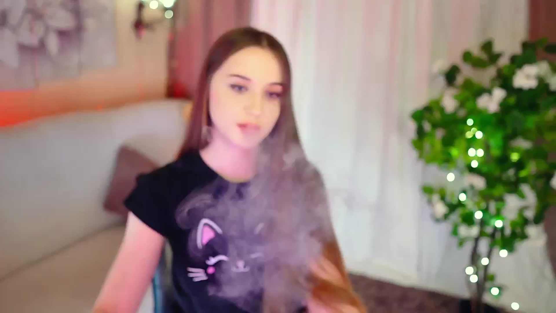 Gallery image thumbnail from Innocent_Soul's myfreecams stream on, 11/18/2023, 17:00 image 5 of 20