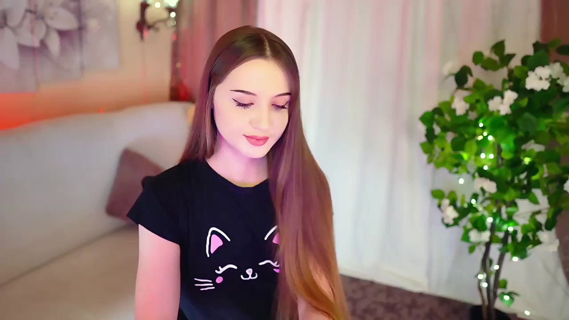 Gallery image thumbnail from Innocent_Soul's myfreecams stream on, 11/18/2023, 17:00 image 3 of 20