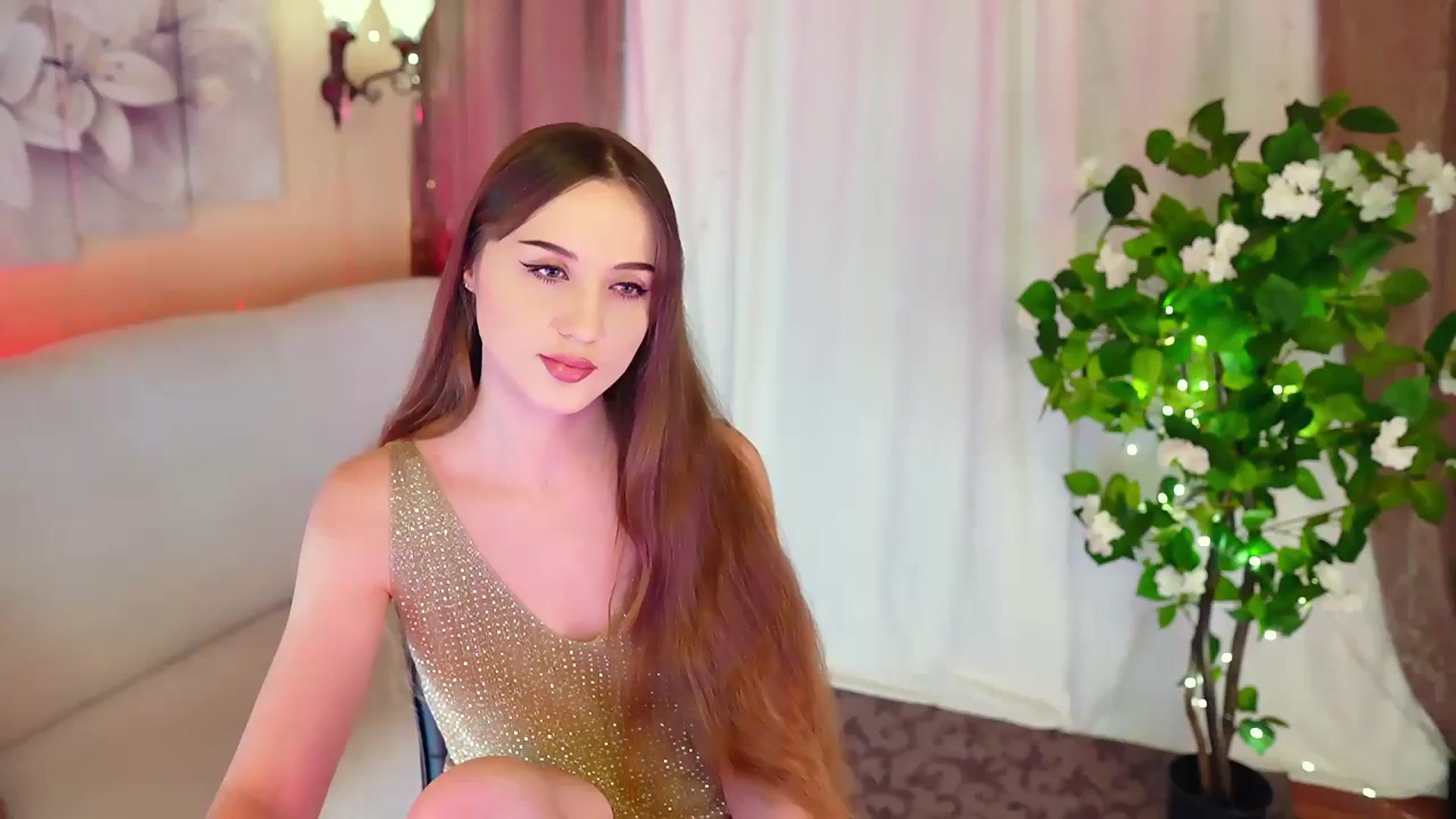 Gallery image thumbnail from Innocent_Soul's myfreecams stream on, 11/23/2023, 12:44 image 5 of 20