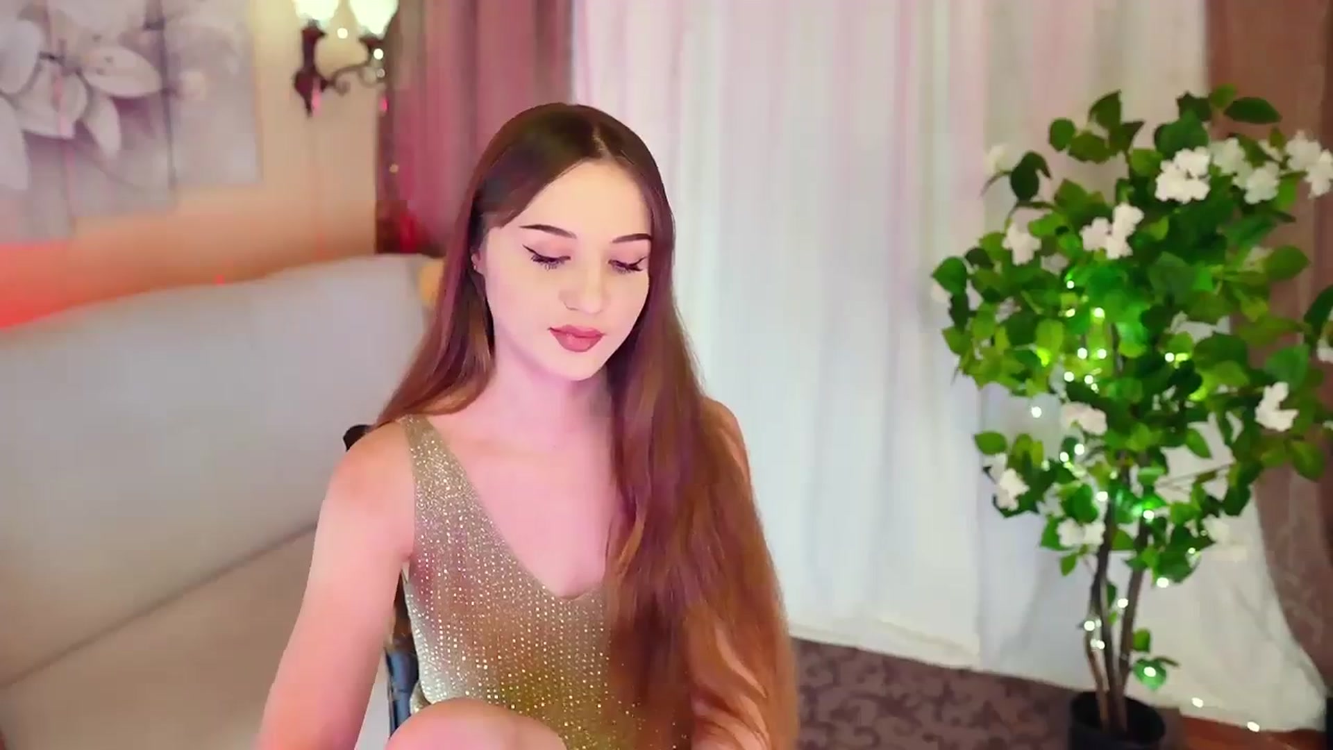 Gallery image thumbnail from Innocent_Soul's myfreecams stream on, 11/23/2023, 12:44 image 19 of 20