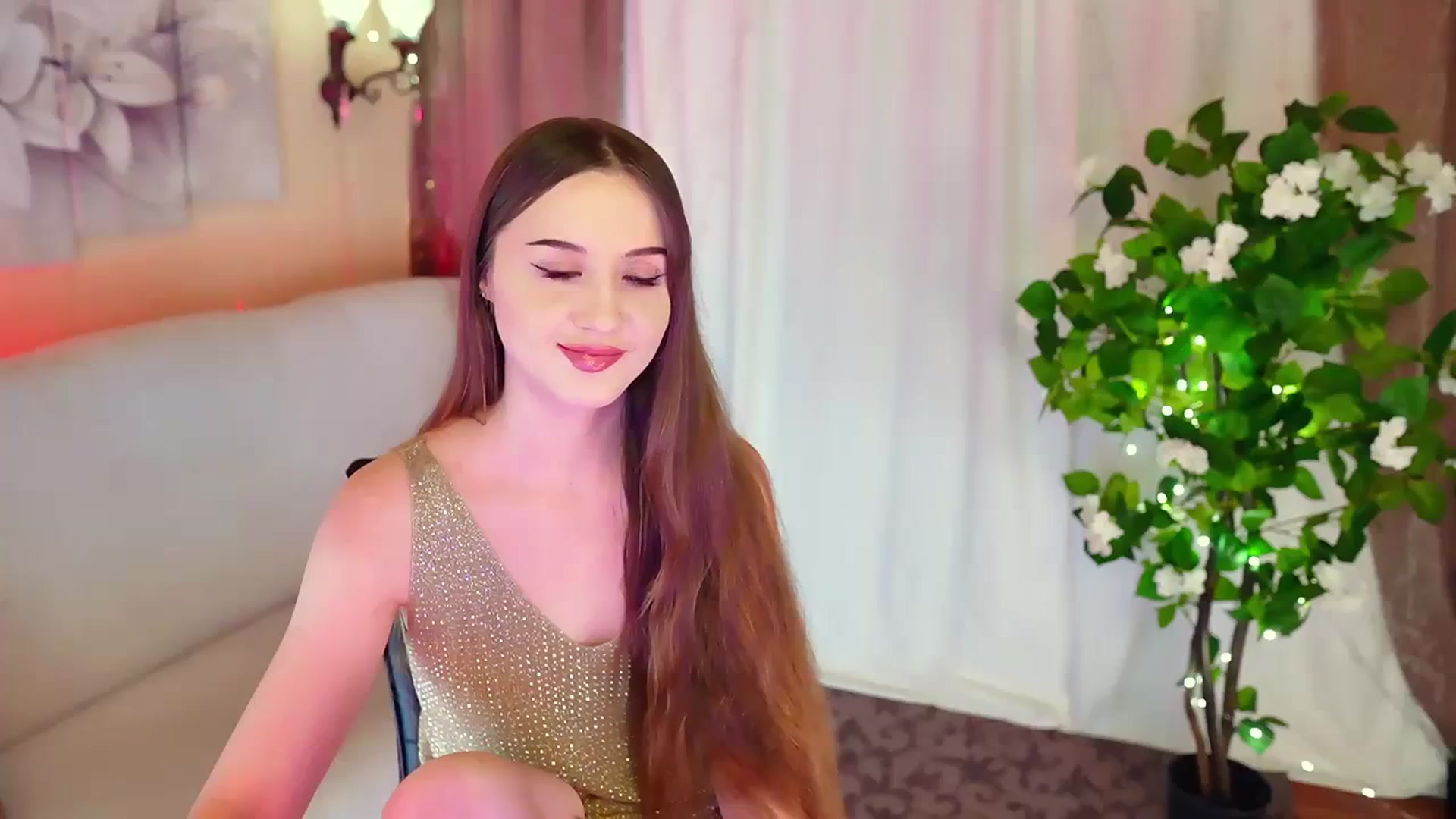 Gallery image thumbnail from Innocent_Soul's myfreecams stream on, 11/23/2023, 13:41 image 6 of 20