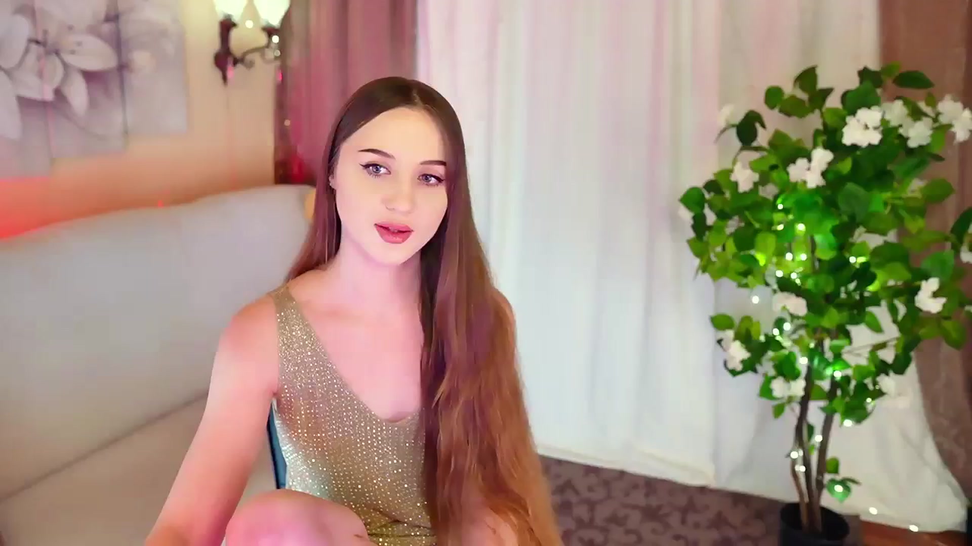 Gallery image thumbnail from Innocent_Soul's myfreecams stream on, 11/23/2023, 13:41 image 1 of 20