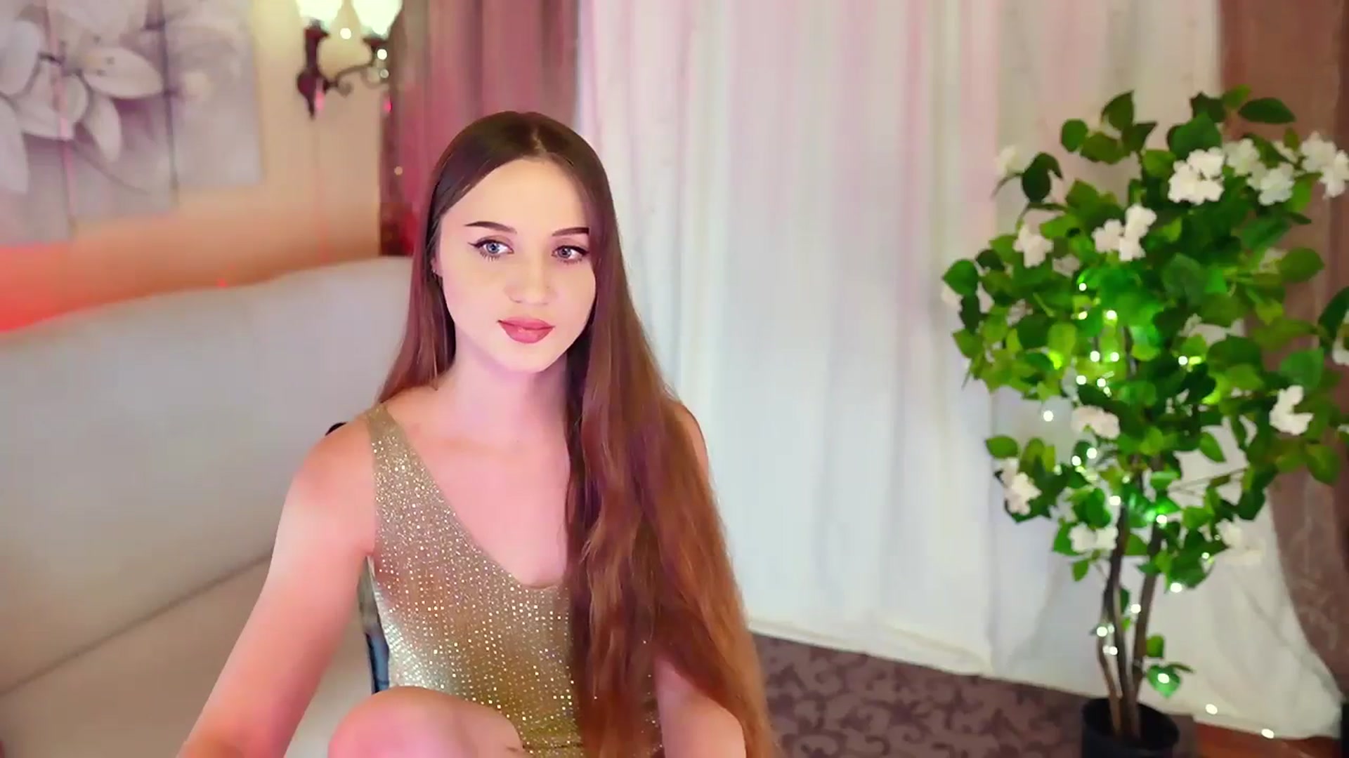 Gallery image thumbnail from Innocent_Soul's myfreecams stream on, 11/23/2023, 13:41 image 18 of 20