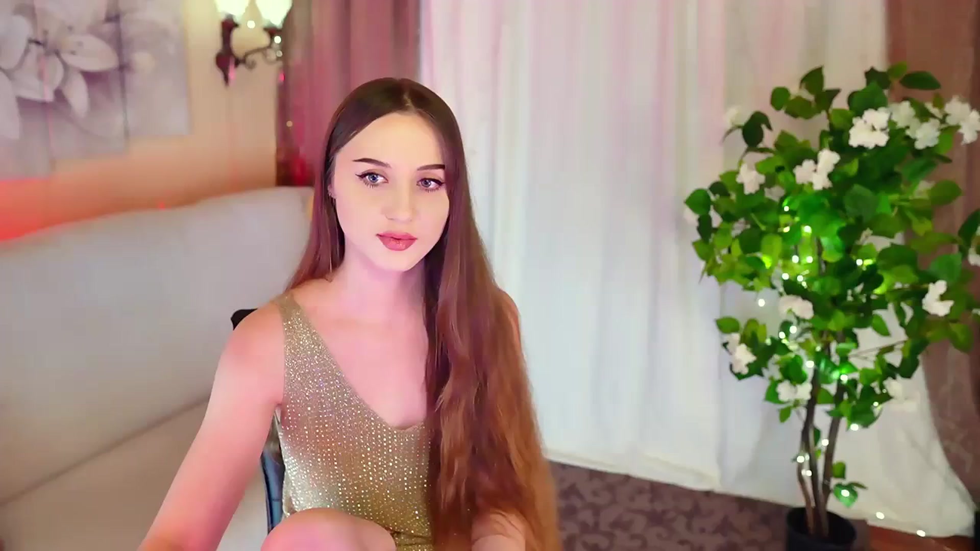 Gallery image thumbnail from Innocent_Soul's myfreecams stream on, 11/23/2023, 13:41 image 8 of 20