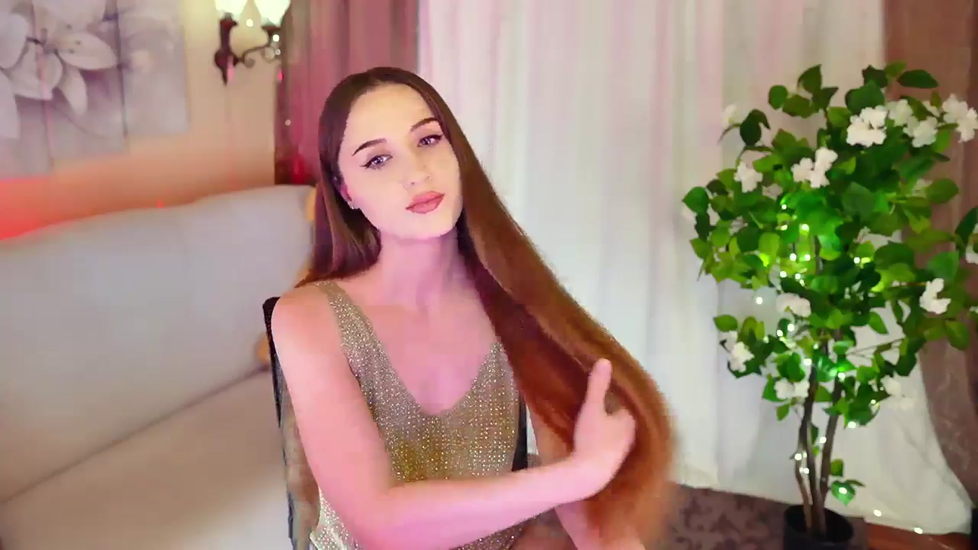 Gallery image thumbnail from Innocent_Soul's myfreecams stream on, 11/23/2023, 16:15 image 8 of 20