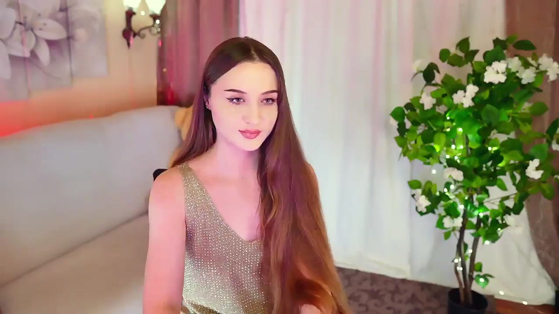 Gallery image thumbnail from Innocent_Soul's myfreecams stream on, 11/23/2023, 16:15 image 11 of 20