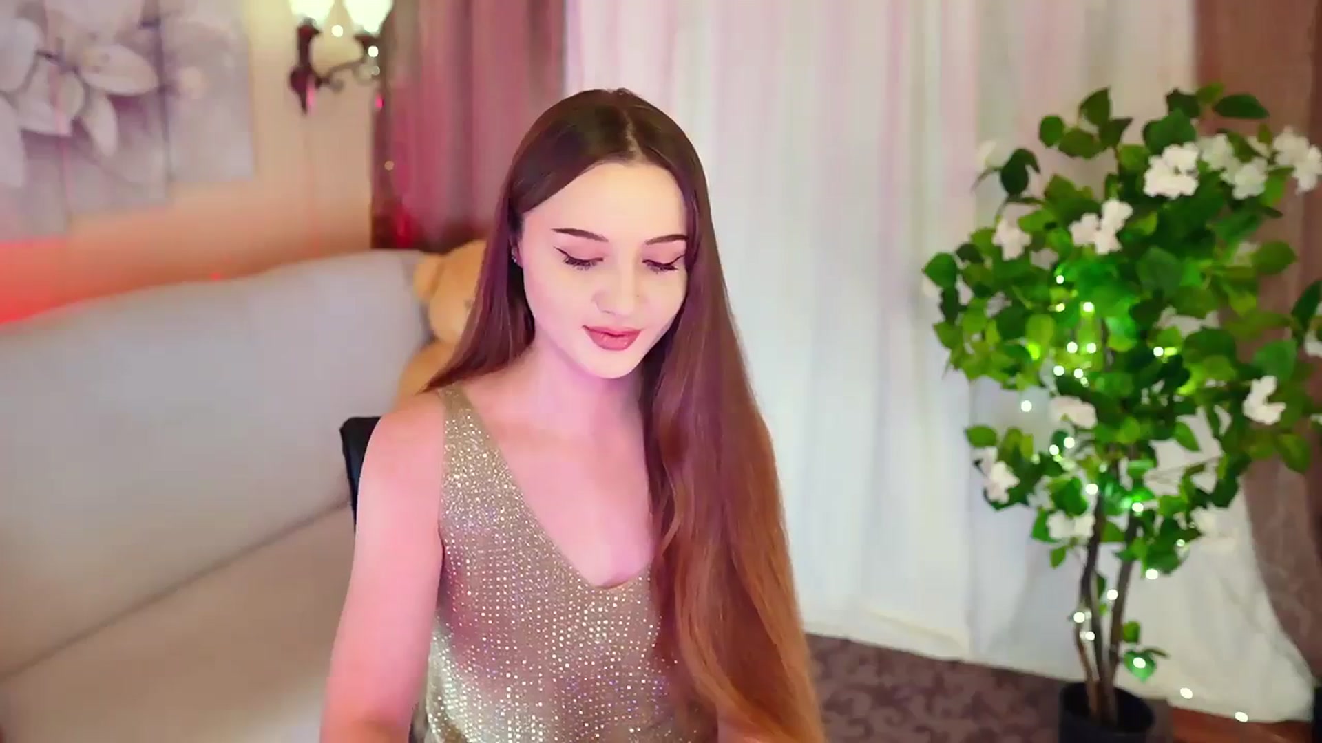 Gallery image thumbnail from Innocent_Soul's myfreecams stream on, 11/23/2023, 16:15 image 17 of 20